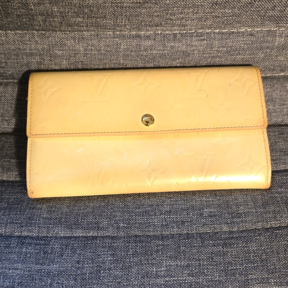 Louis Vuitton Wallet